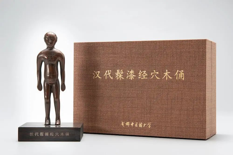 世界非遗看中国丨中医针灸 —— 针引正气，灸祛沉疴